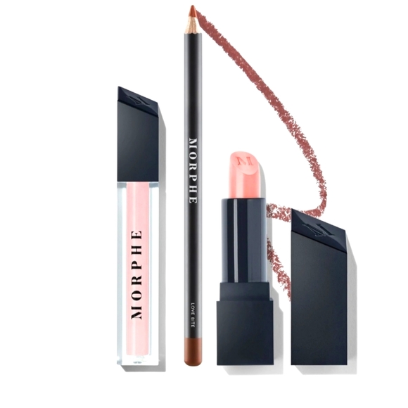 🆕️MORPHE OUT & A POUT BLUSHING NUDE LIP TRIO 🆕️ ♥️ - Picture 1 of 4